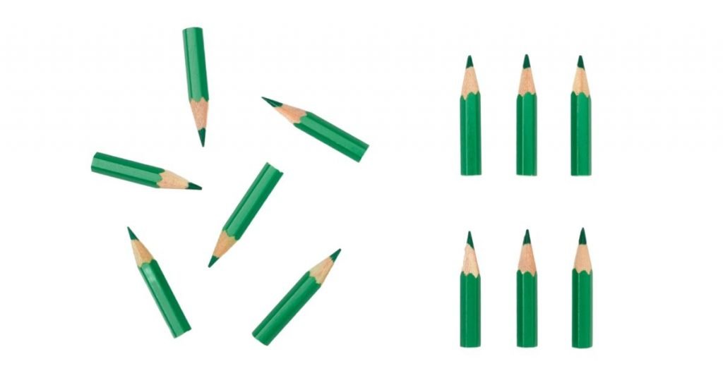 6 lápices verdes. A la iizquierda desordenados y a la derecha ordenador en 2 filas de 3